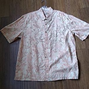 Short sleeve men shirt.